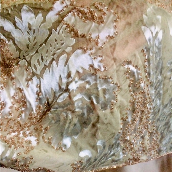 🌹DRESS 🌹 - Picture 3 of 8